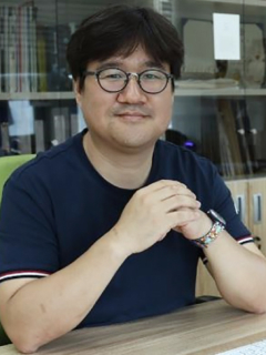 Director Nam Jin-woo